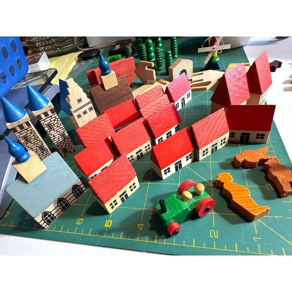 Wooden Germany Miniature Village Trees Barns Houses Animals Tractors Fencing VTG - Picture 13 of 16
